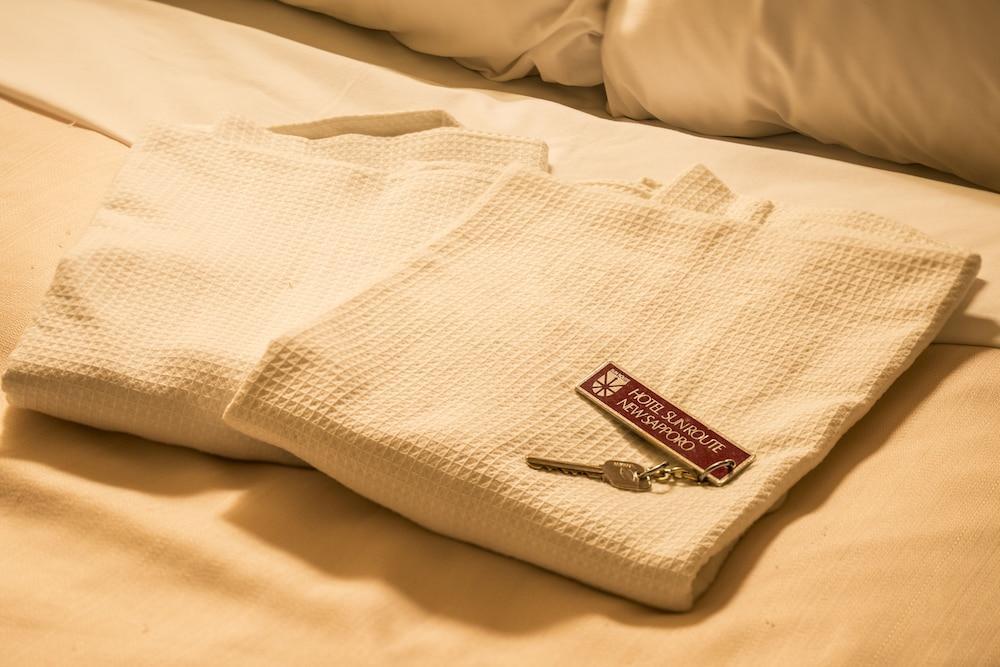 Hotel Sunroute New Сапоро Екстериор снимка