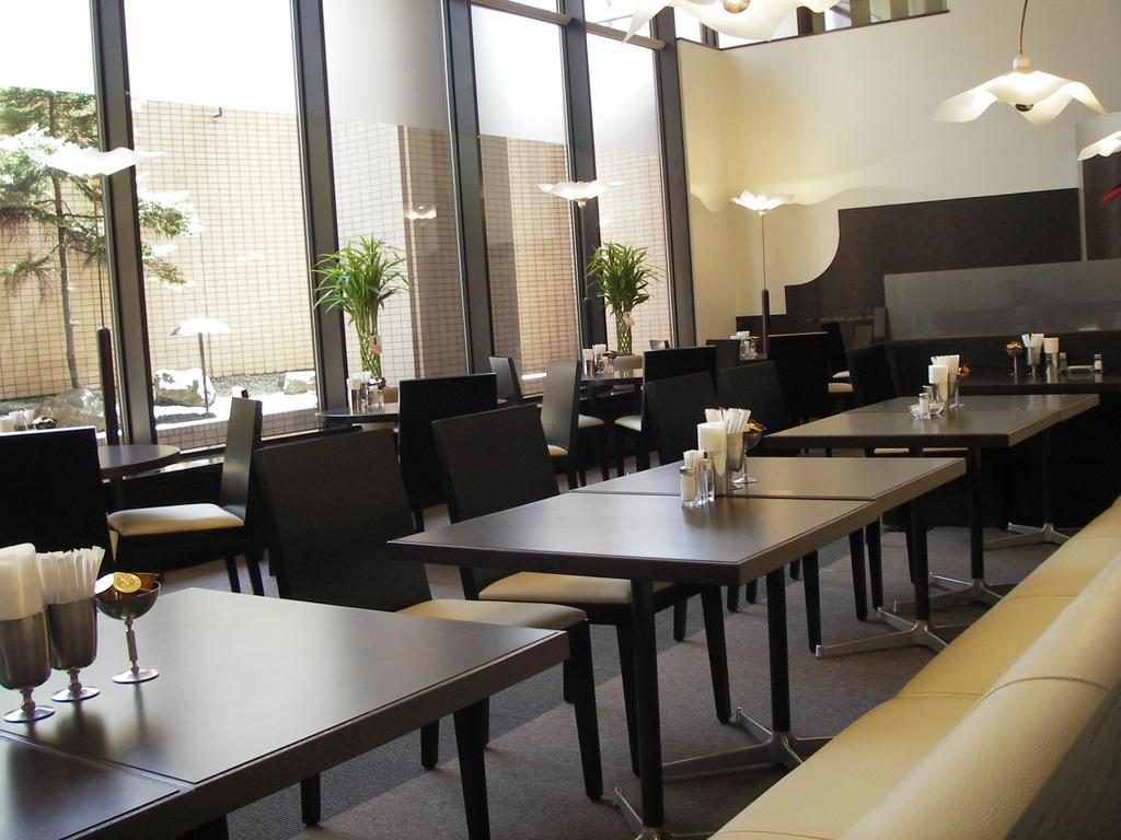 Hotel Sunroute New Сапоро Екстериор снимка