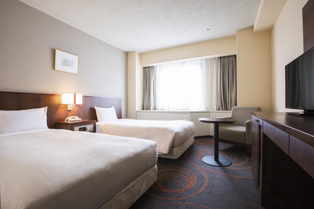Hotel Sunroute New Сапоро Екстериор снимка